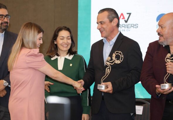 San Juan del Río recibe el Distintivo SER por buenas prácticas de sustentabilidad, ética y responsabilidad social