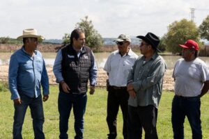 Supervisa director de JAPAM, Toño Pérez, restauración del bordo San Benito en Santa Bárbara La Cueva