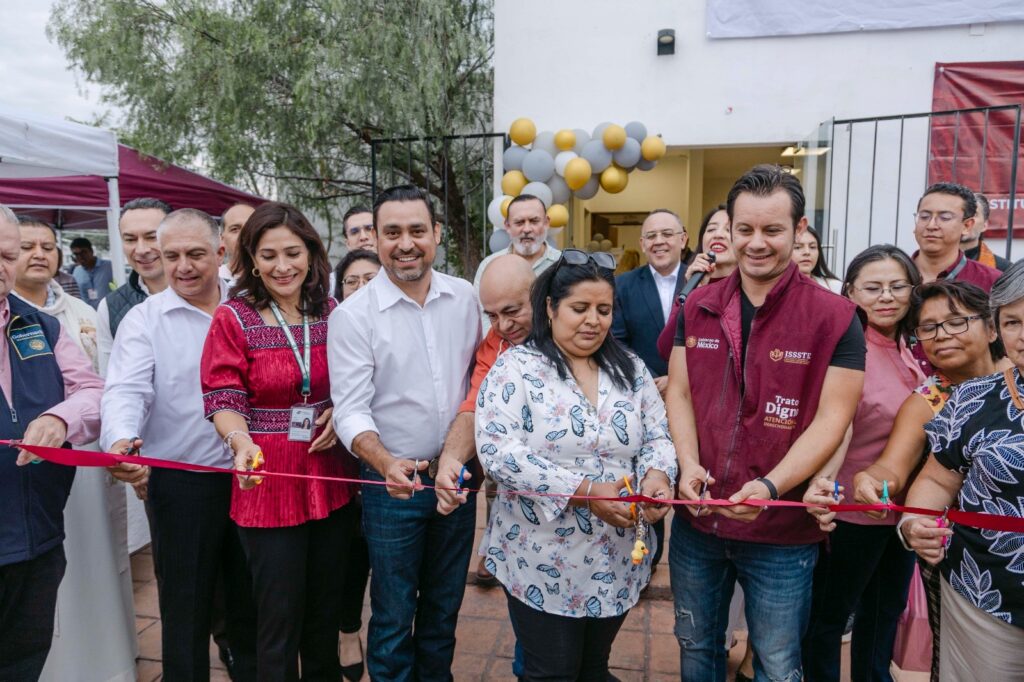 Inaugura Homero Barrera «La Casa de Todos» con más de 150 asistentes en el Distrito 2
