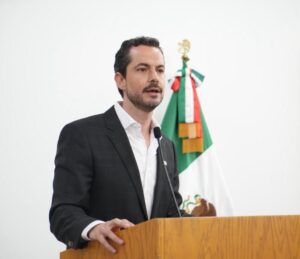 Gobernador debería acudir a rendir su informe al Congreso: Ospital