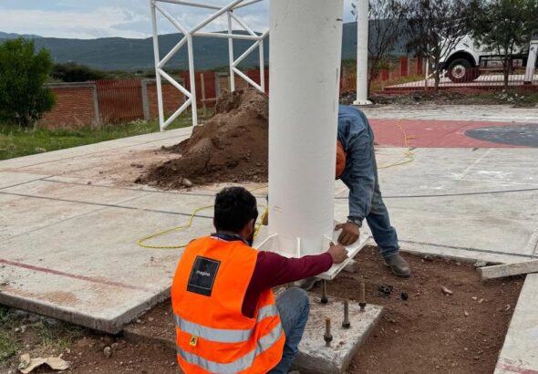 Avanza construcción de techumbre en COBAQ Plantel 18 de Valle Dorado