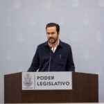 Mauricio Cárdenas presenta iniciativa para poner orden a cables, postes y estructuras abandonadas en Querétaro