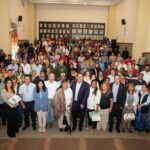 Roberto Cabrera entrega 260 escrituras a beneficiarios de los programas de regularización municipales