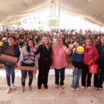 Entrega Doctora Vero cerca de mil laptops para fortalecer la educación en El Marqués